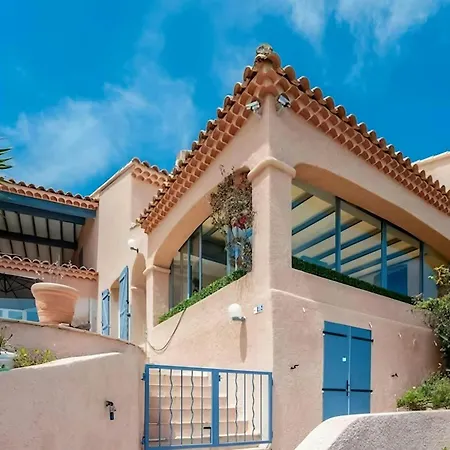 Casa-capussambre Spacious With Sea View Heated Pool Air Con Sauna Les Issambres