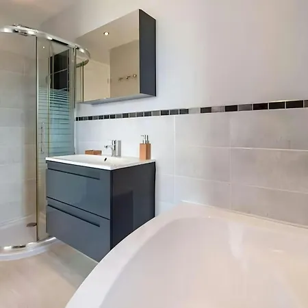 Villa Casa-capussambre Spacious With Sea View Heated Pool Air Con Sauna
